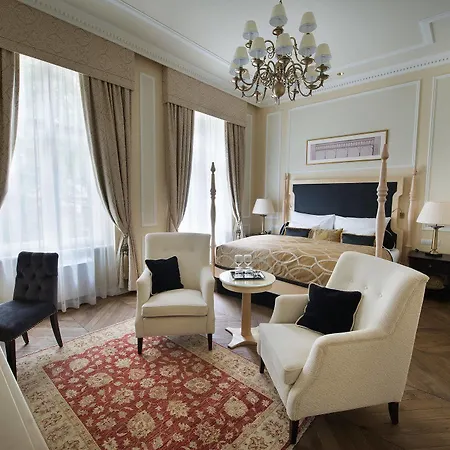 Wilson Palace By Loft Bratislava