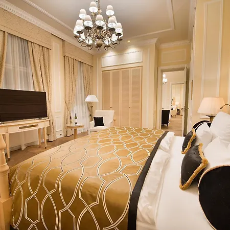 Wilson Palace By Loft Готель 4*