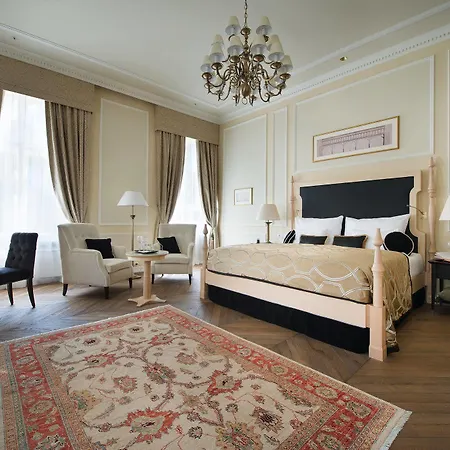 Wilson Palace By Loft Otel Bratislava