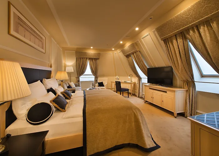 Wilson Palace By Loft 4*