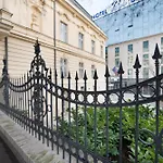 Wilson Palace By Loft 브라티슬라바