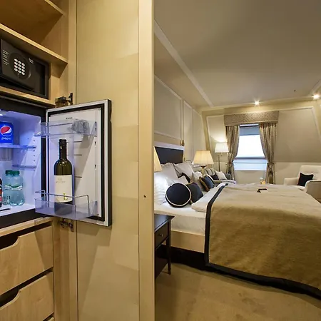 Wilson Palace By Loft 4* 布拉迪斯拉发