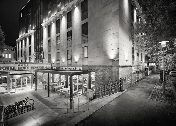 Wilson Palace By Loft 브라티슬라바