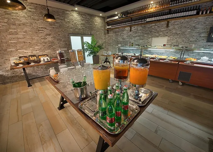 Wilson Palace By Loft 4*